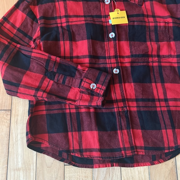 Size small (6/6x) plaid button up - Picture 2 of 2